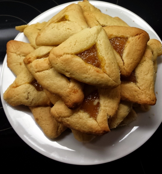 Mango-ginger hamantaschen. Why in the world wouldn't you?